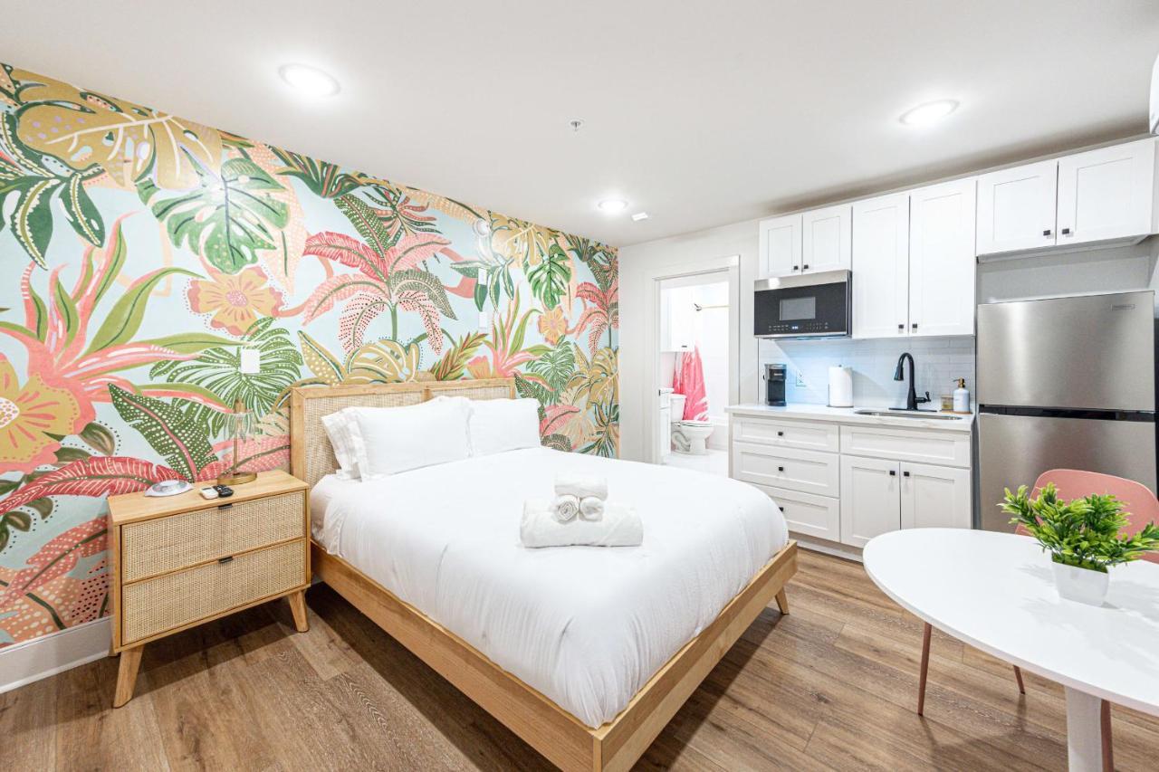 Pastel Tropics Studio Apartment Galveston Buitenkant foto