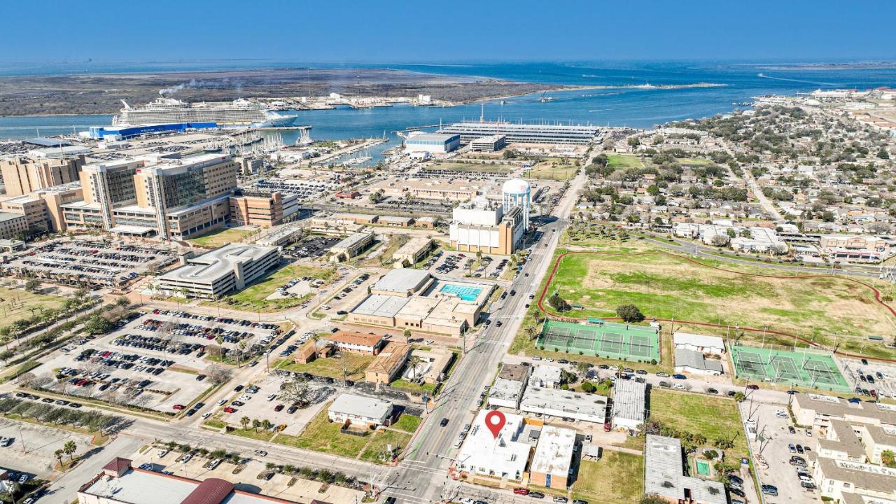 Pastel Tropics Studio Apartment Galveston Buitenkant foto